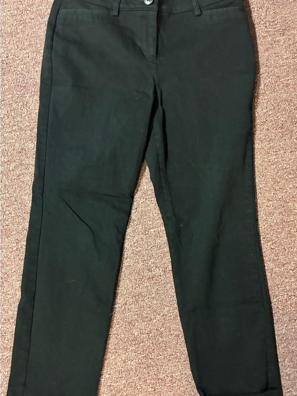 Express Straight-Leg Womenโs Jeans in Black